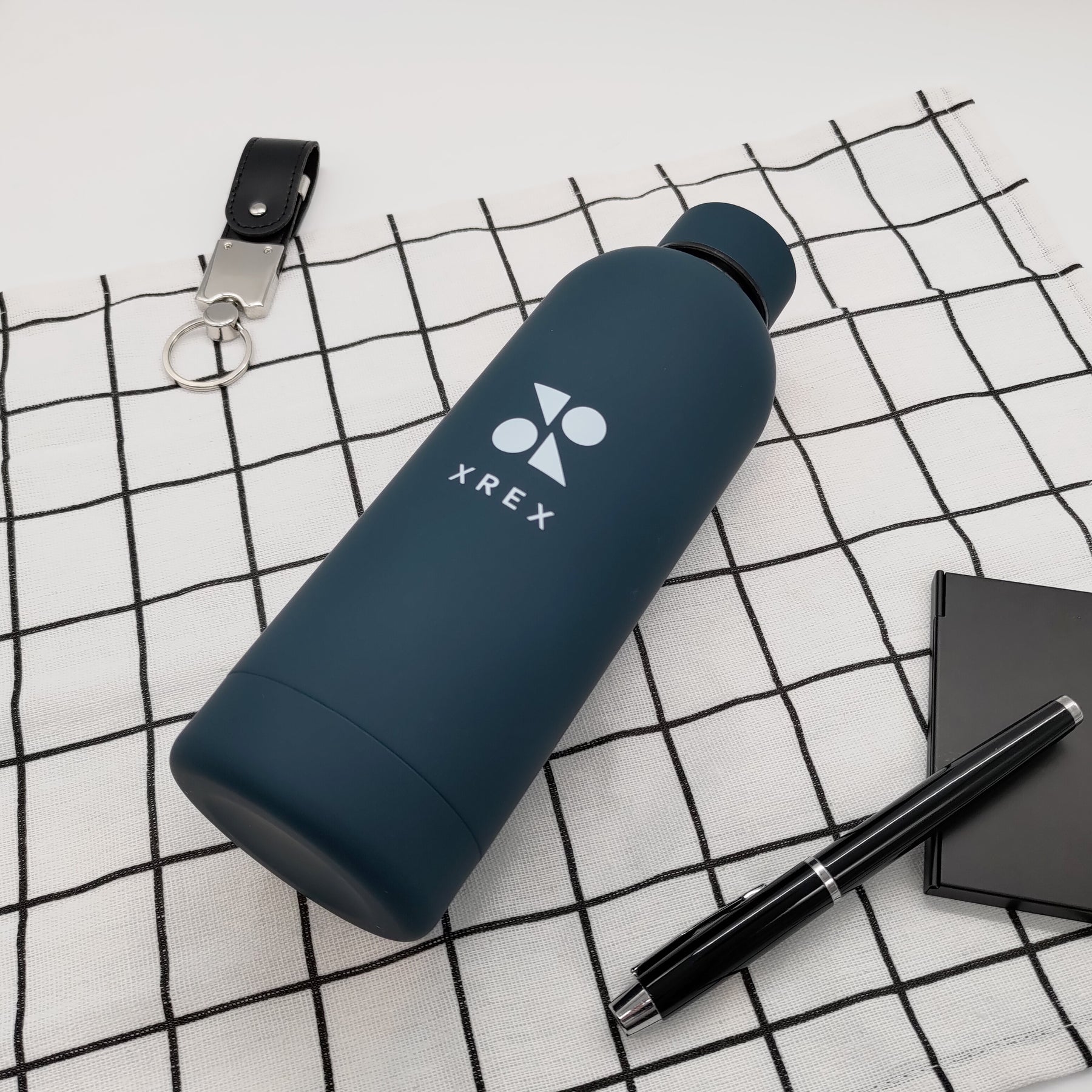莫蘭迪色不鏽鋼戶外磨砂運動水瓶保溫杯 | 禮品、贈品專業客製禮贈品顧問 | 以泰禮品
